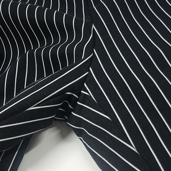 H&M Black and White Striped Leggings Trouser Pants - Picture 8 of 8